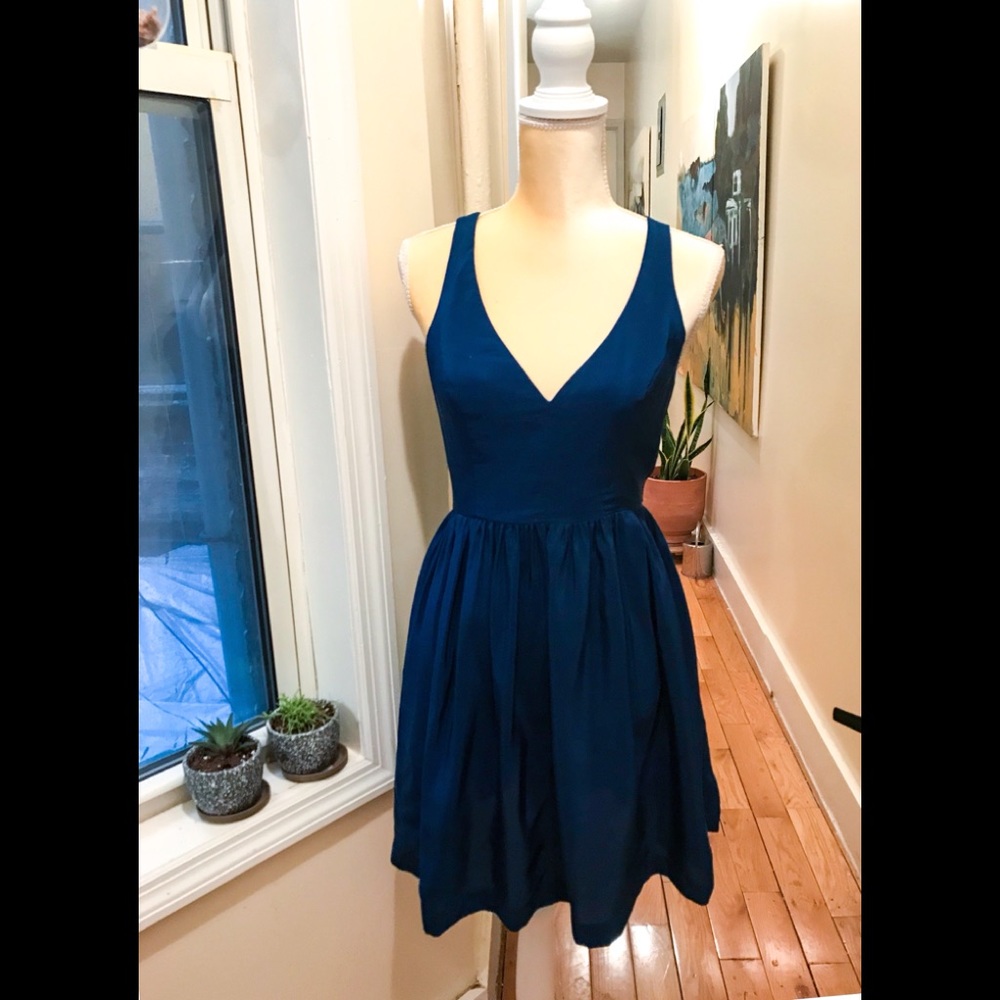Amanda Uprichard 100% Silk Dress